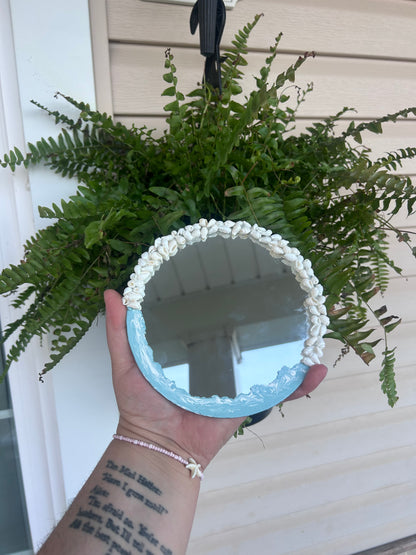 Shell mirror